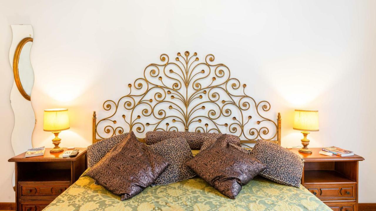Sistina House Style X 6 * Rom